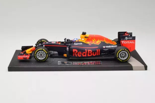 Minichamps Red Bull F1 Rb12 Tag Heuer N 3 Season 2016 D.ricciardo 1:18 117160003